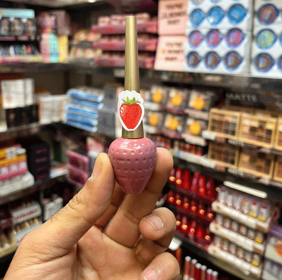خرید عمده  بهترین خط چشم مویی بازار  طرح توت فرنگی ،  آجیگل وارد کننده محصولات آرایشی
